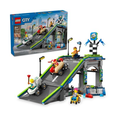 LEGO City: Fara limite: Rampa pentru curse de masini