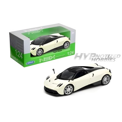 Welly: Коллекционная машина ''Pagani Huayra'' 1:24